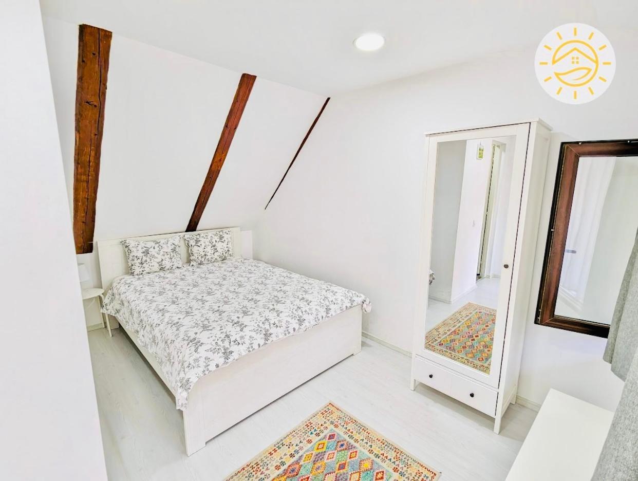 Casa Bergwald Apartment ริชนอฟ ภายนอก รูปภาพ