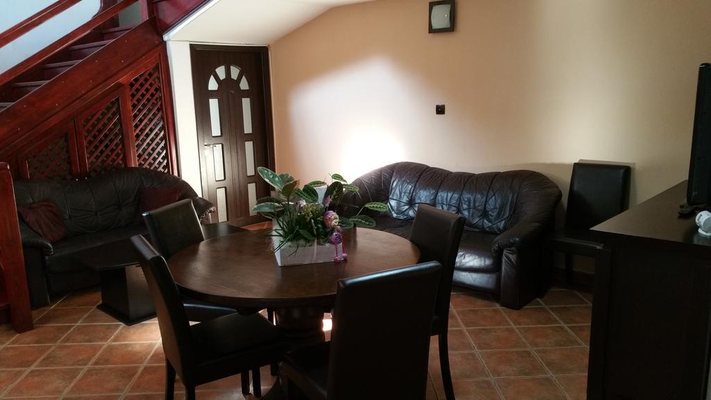 Casa Bergwald Apartment ริชนอฟ ภายนอก รูปภาพ